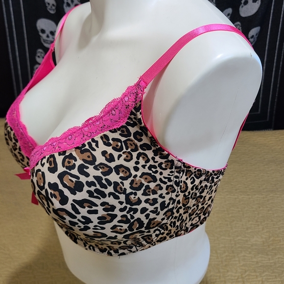 XOXO padded cheetah bra size 42D - Picture 3 of 11